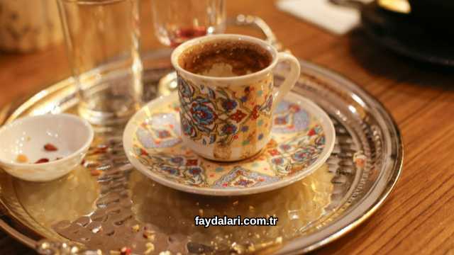 Tarçınlı Türk Kahvesi Faydaları Nelerdir?